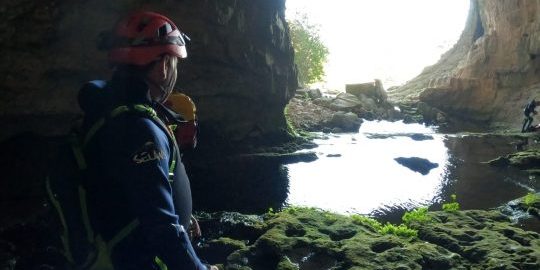 cueva de los chorros Entrada cueva de los chorros